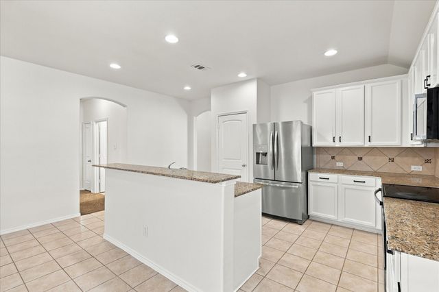 1301 Lasso Drive, Little Elm, TX 75068