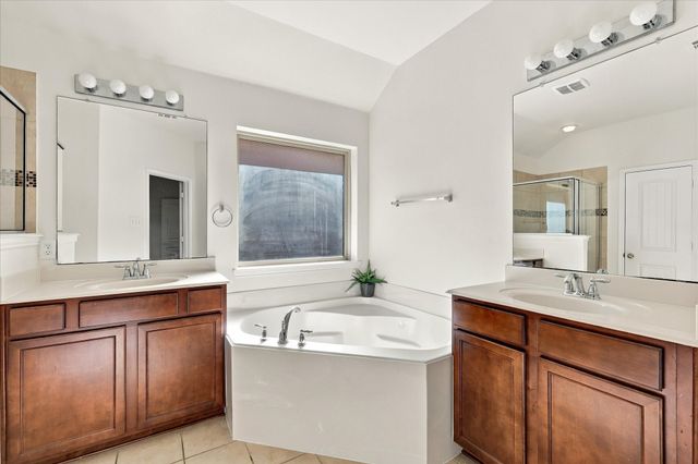 1301 Lasso Drive, Little Elm, TX 75068