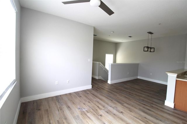 3475 PARKRIDGE CIRCLE 17-202, Sarasota, FL 34243