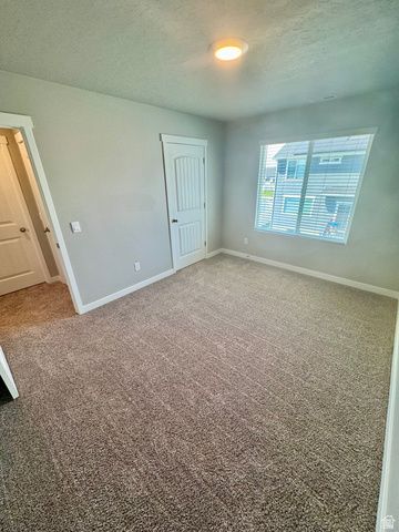 4186 W 800 S, Syracuse, UT 84075