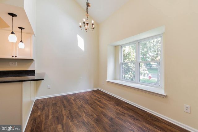13 HEATHER CT, Newtown, PA 18940