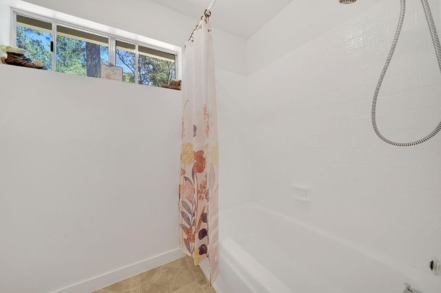 148 Sandy Gulch Ln, West Point, CA 95255