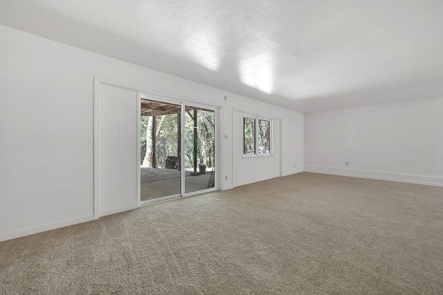 148 Sandy Gulch Ln, West Point, CA 95255