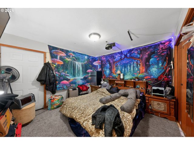 92981 PRAIRIE Rd, Junction City, OR 97448