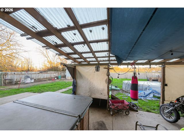 92981 PRAIRIE Rd, Junction City, OR 97448