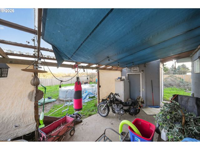 92981 PRAIRIE Rd, Junction City, OR 97448