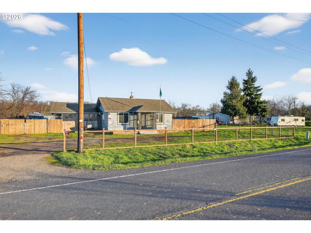 92981 PRAIRIE Rd, Junction City, OR 97448