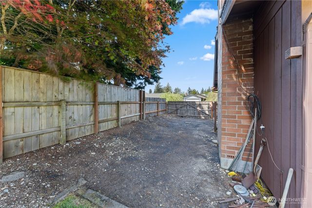 9724 58th Street Ct W, University Place, WA 98467