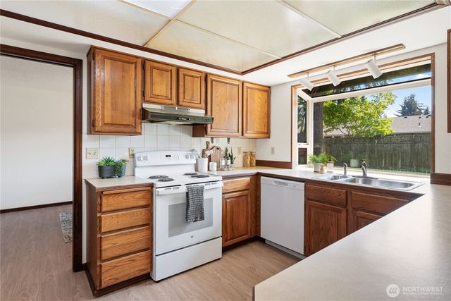 9724 58th Street Ct W, University Place, WA 98467