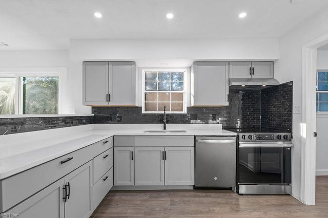 1212 Saul DR, Chesapeake, VA 23320