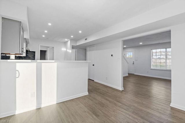 1212 Saul DR, Chesapeake, VA 23320