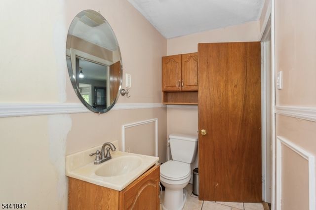 1 Highland Ave, West Milford Twp., NJ 07480