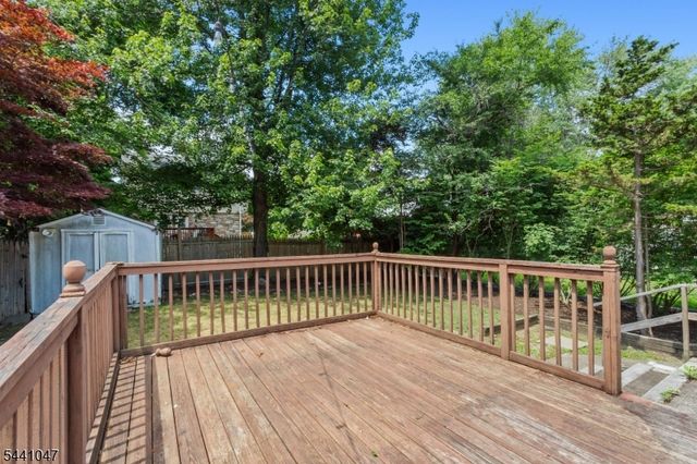 1 Highland Ave, West Milford Twp., NJ 07480
