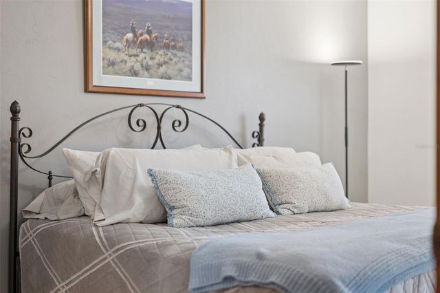 222 SHANGRI LA CIRCLE, Edgewater, FL 32132