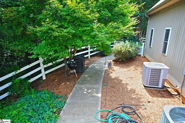 302 Meadowlark Lane, Seneca, SC 29672