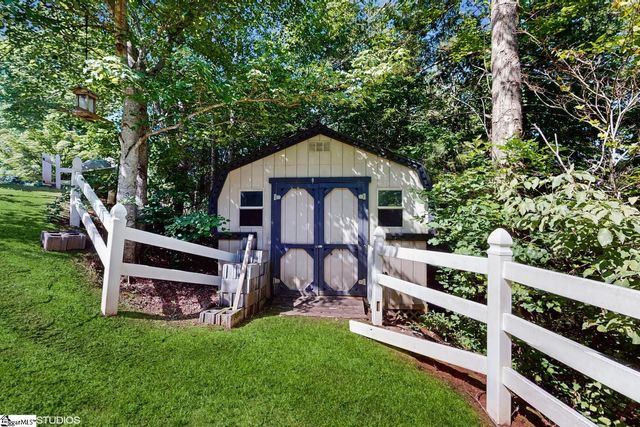 302 Meadowlark Lane, Seneca, SC 29672