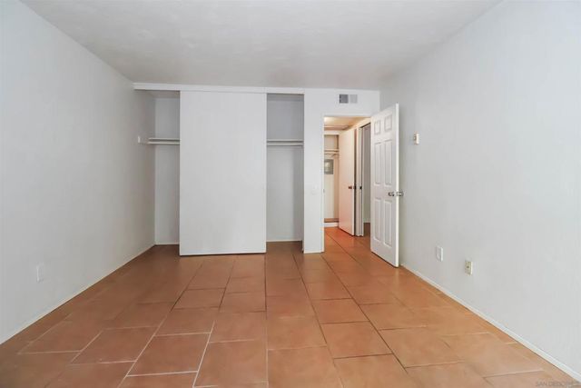 5700 Baltimore Dr 187, La Mesa, CA 91942