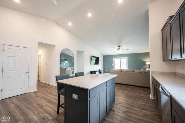 8194 Copperleaf Lane, Pendleton, IN 46064