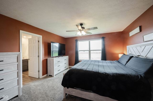 8194 Copperleaf Lane, Pendleton, IN 46064