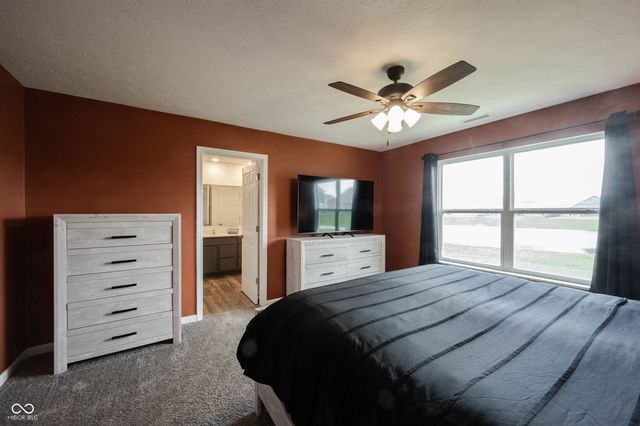 8194 Copperleaf Lane, Pendleton, IN 46064