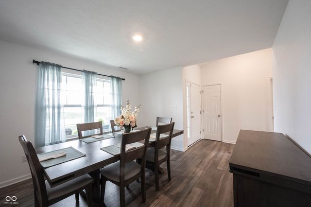 8194 Copperleaf Lane, Pendleton, IN 46064