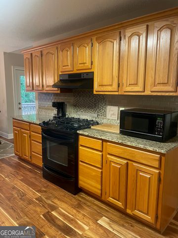 170 Thistledown Place, Mount Airy, GA 30563