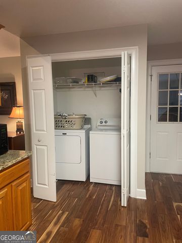 170 Thistledown Place, Mount Airy, GA 30563