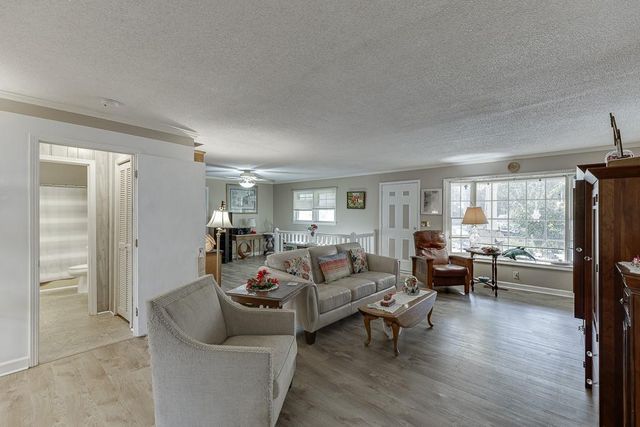 329 Riverbend Drive, Royston, GA 30662