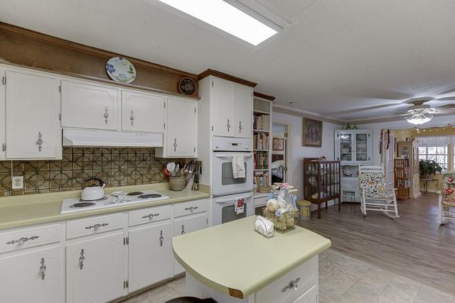 329 Riverbend Drive, Royston, GA 30662