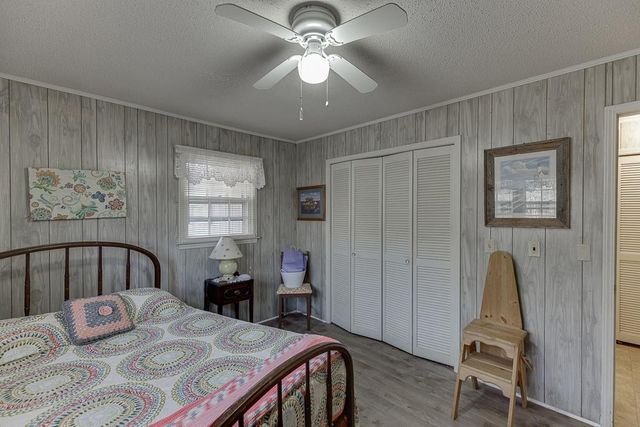 329 Riverbend Drive, Royston, GA 30662