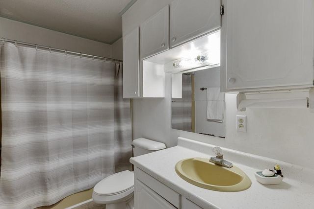 329 Riverbend Drive, Royston, GA 30662