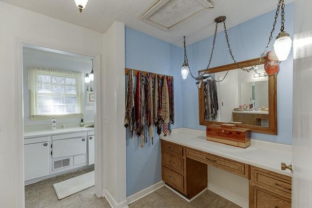 329 Riverbend Drive, Royston, GA 30662