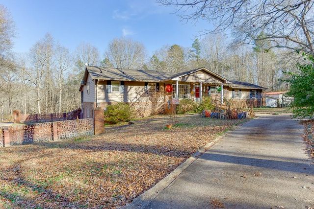 329 Riverbend Drive, Royston, GA 30662