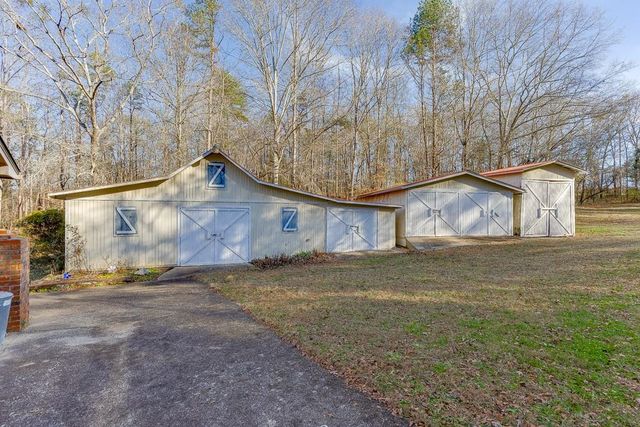 329 Riverbend Drive, Royston, GA 30662