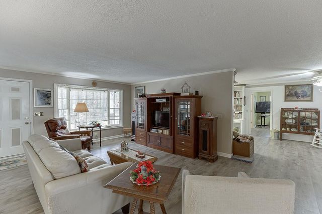 329 Riverbend Drive, Royston, GA 30662