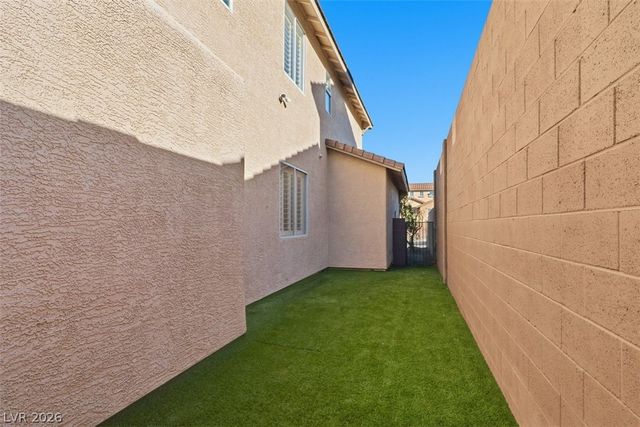 167 Tidewater Range Court, Henderson, NV 89012