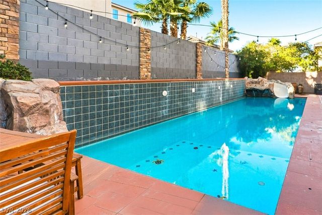 167 Tidewater Range Court, Henderson, NV 89012