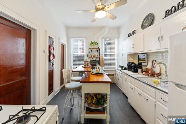 226 Brunswick Street, Jersey City, NJ 07302