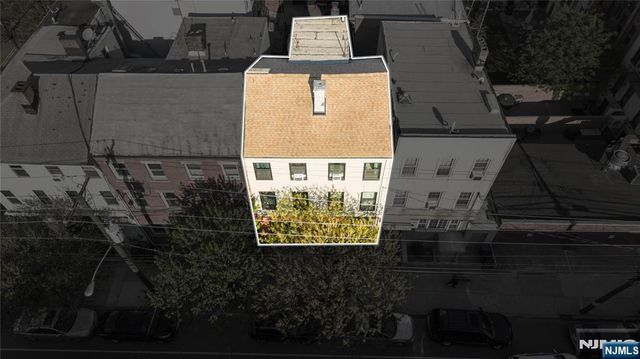 226 Brunswick Street, Jersey City, NJ 07302