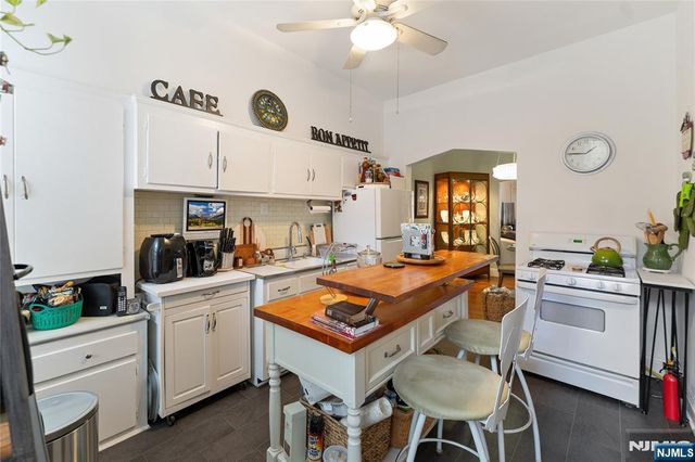 226 Brunswick Street, Jersey City, NJ 07302