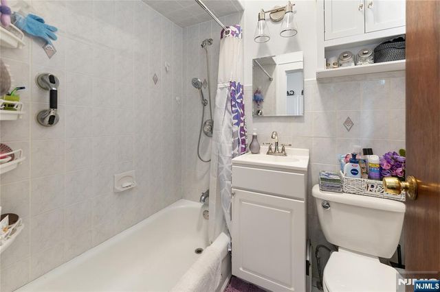 226 Brunswick Street, Jersey City, NJ 07302