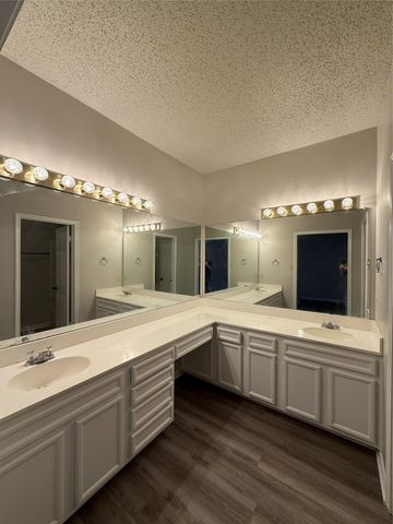 6501 Columbia Oaks CT 3B, Austin, TX 78759