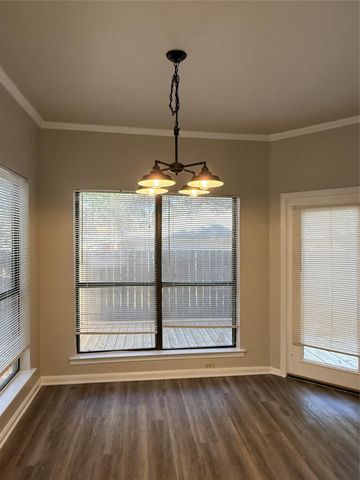 6501 Columbia Oaks CT 3B, Austin, TX 78759