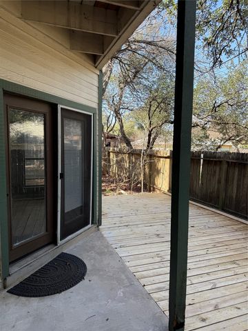 6501 Columbia Oaks CT 3B, Austin, TX 78759