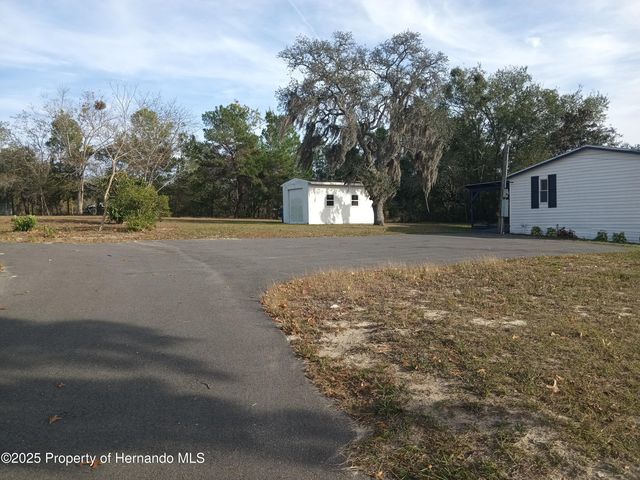 8116 Weeping Willow Street, Brooksville, FL 34613