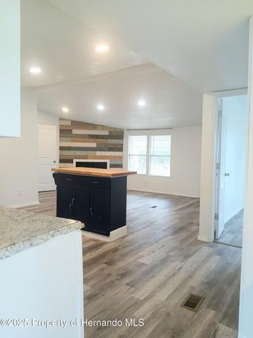 8116 Weeping Willow Street, Brooksville, FL 34613