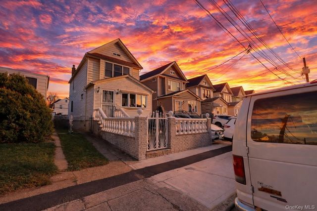 10931 109th Street, South Ozone Park, NY 11420