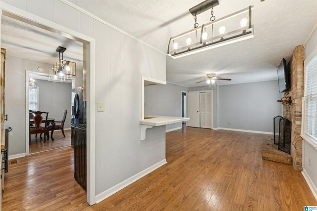 1112 DOGWOOD CIRCLE, Sylacauga, AL 35150