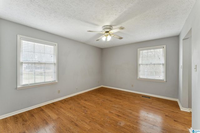 1112 DOGWOOD CIRCLE, Sylacauga, AL 35150