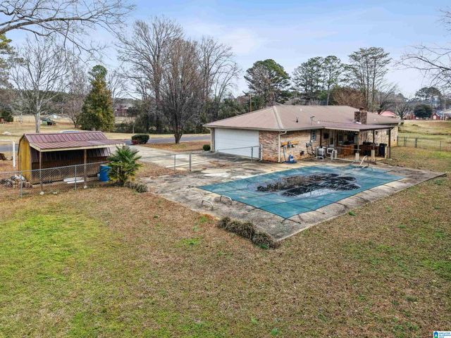 1112 DOGWOOD CIRCLE, Sylacauga, AL 35150